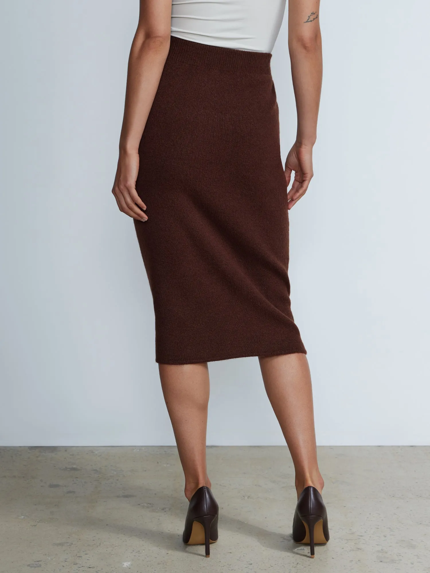 Ribbed Knit Midi Skirt