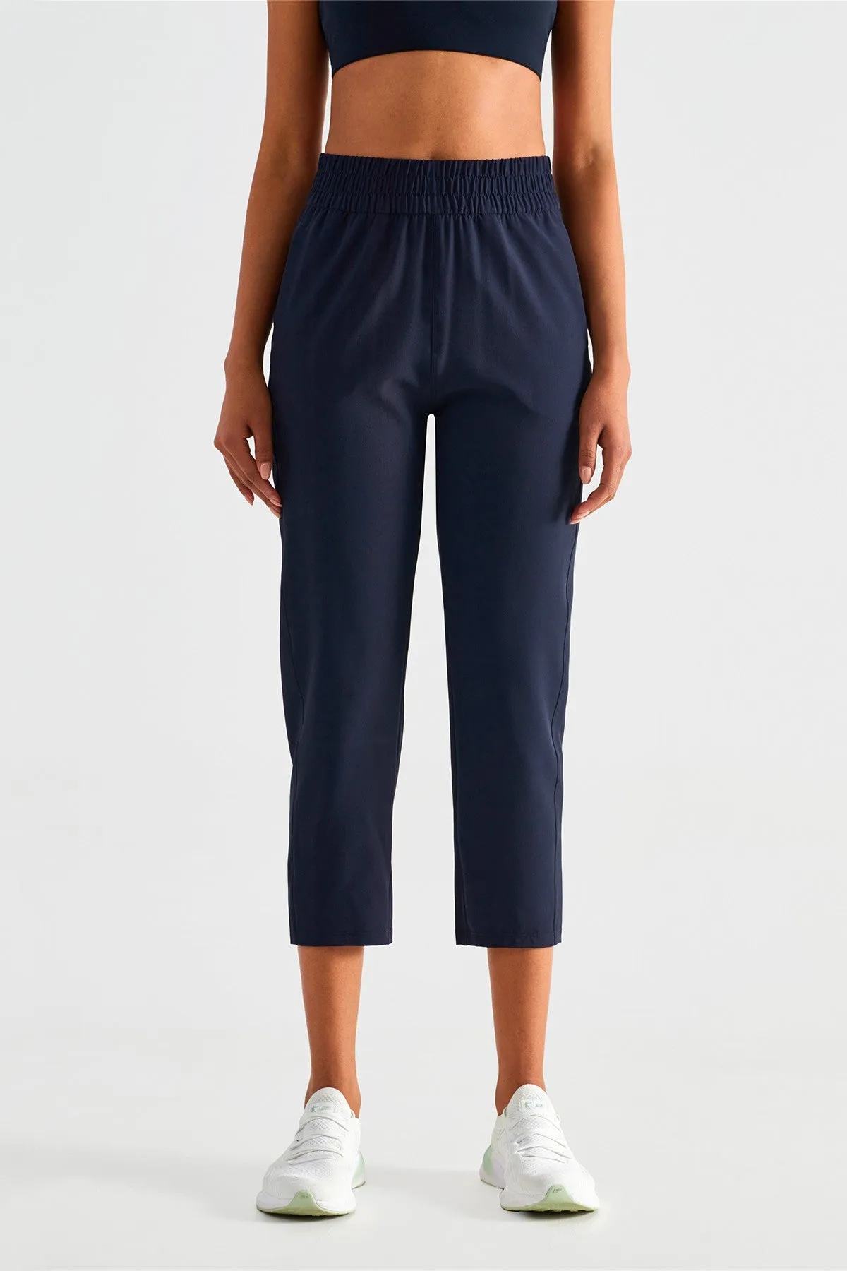 UPF 50  Tapered Crop Pants with Pockets